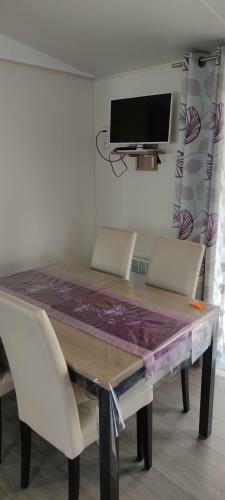Assist' Mobil Home 406 - Mobil Home 3 Chambres Dressing