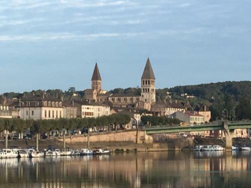 Hostal Les Jardins de La Sa�ne