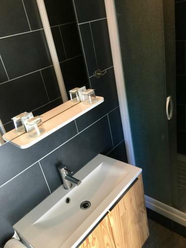 Hotel H�tel Le Caillebotis