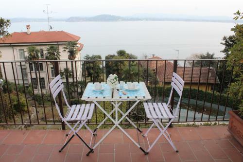 Apartamento A Balcony On Lake Maggiore