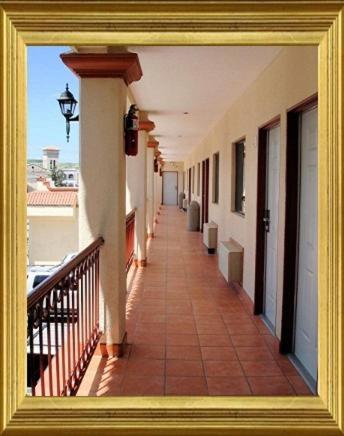 Hotel Colonial De Nogales