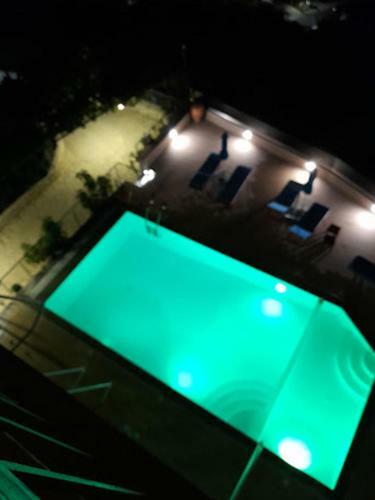 Hostal Niko Rooms Qeparo