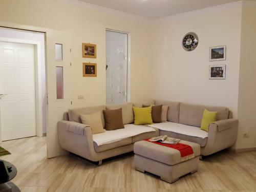 Holiday Center Apartment