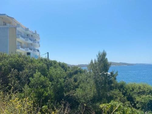 Stunning Apartment, Stunning Views, All Comfort