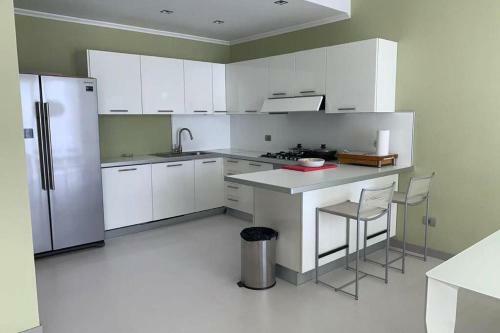 Stunning Apartment, Stunning Views, All Comfort