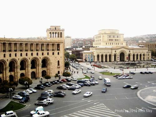 Luxury Apartment With Jacuzzi On Republic Square