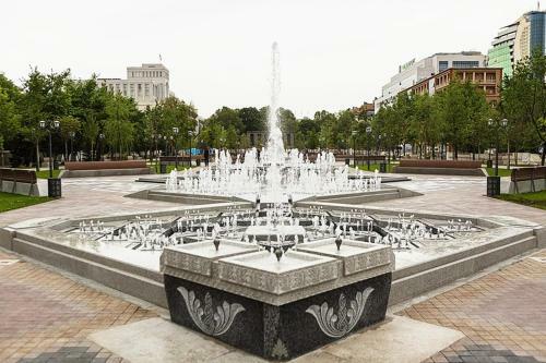 Luxury Apartment With Jacuzzi On Republic Square