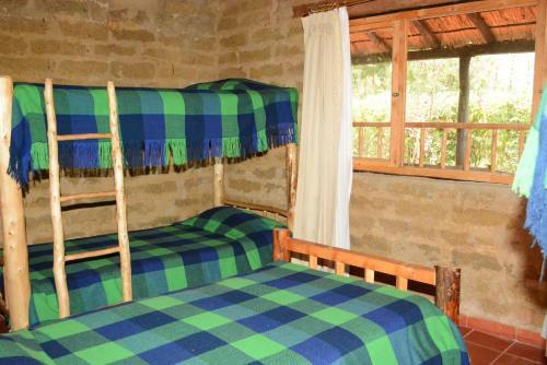 Albergue Monzaque- Para�so De Bachu�