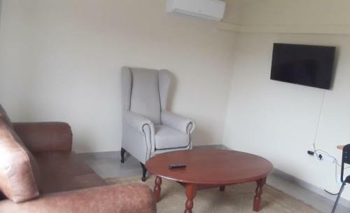 El Pueblo Apartment