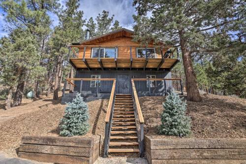 Chic Big Bear Cabin With Hot Tub Less Than 2 Mi To Ski!