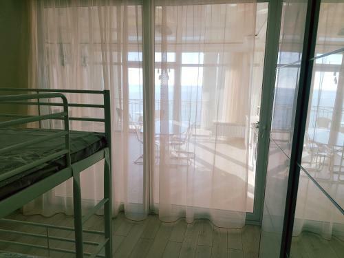 J.r Apartment In The Sea