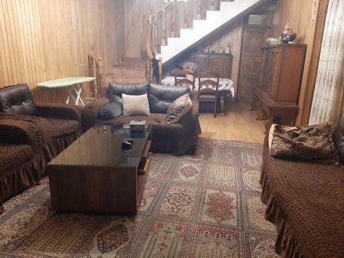 Avtos Guest House