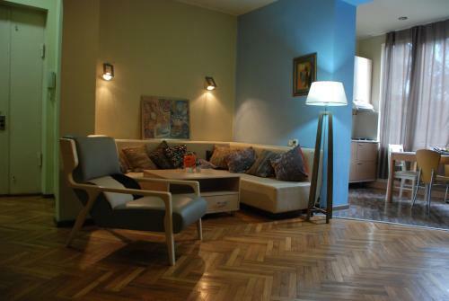 Cozy Apartment On Chitadze Street
