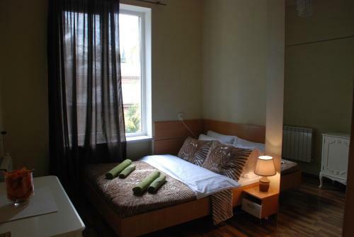 Cozy Apartment On Chitadze Street