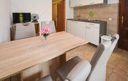 Apartmaji In Vinogradni?tvo Klobas