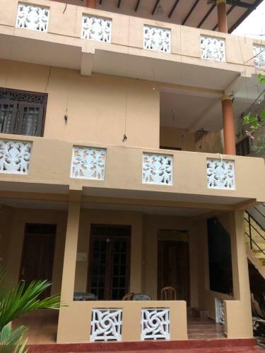 Hostal Kumar Guest House & Apartment