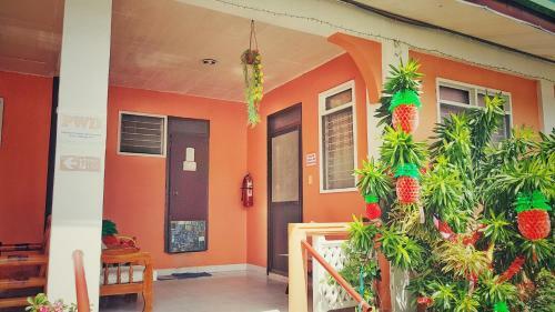 Hotel White Beach Guest House