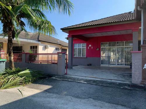 Pak Lang Homestay