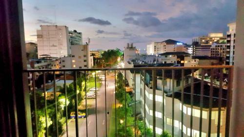 Apartamento The Base By Pattaya Holiday