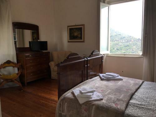 Hostal B&B Villa Orchidea