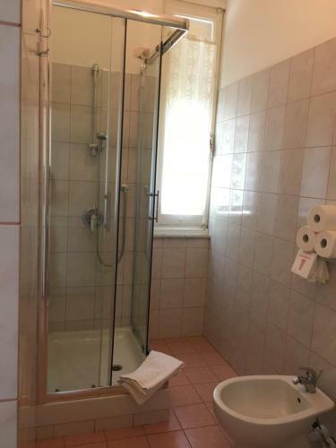 Hostal B&B Villa Orchidea