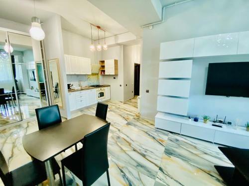 Summerland Dragrup Apartments
