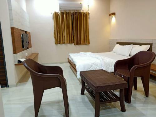Hotel Asopalav Inn