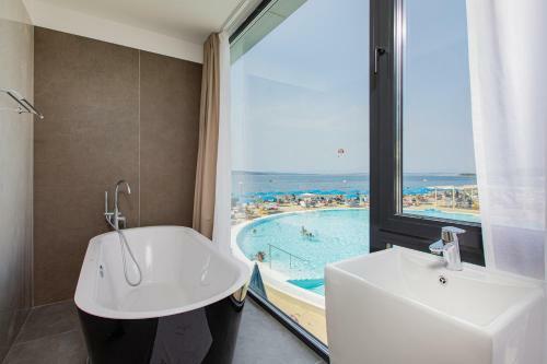Hotel Millenium Deluxe