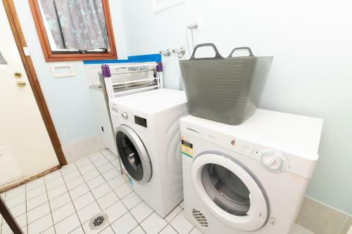 Convenient & Affordable Close To Town Pet-friendly