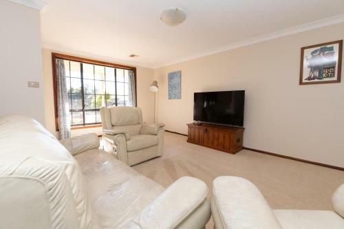 Convenient & Affordable Close To Town Pet-friendly
