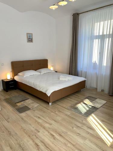 Ursuline Apartment