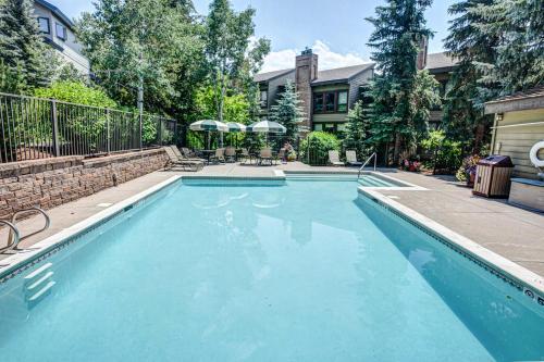 Lodge At Steamboat B110