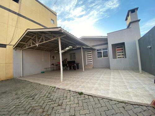 Casa Ampla Com Lazer E P�tio Amplo.