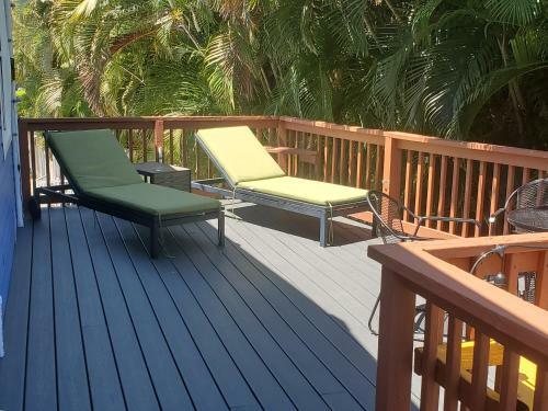 Apartamento Strawberry Fields Steps To The Beach And Downtown