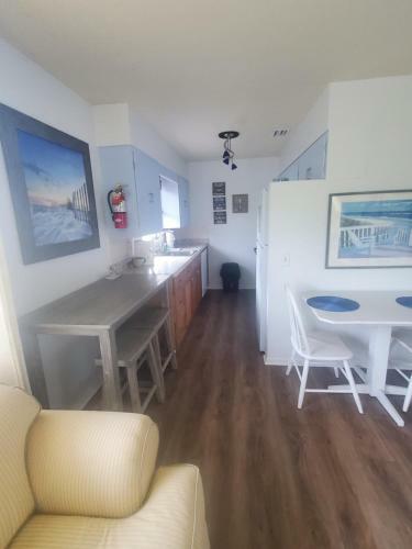 Apartamento Strawberry Fields Steps To The Beach And Downtown