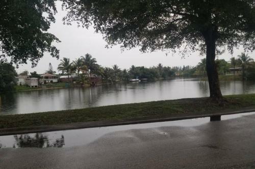 Apartamento Entire Aparment 1.university Lakes