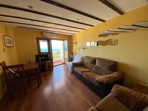 Apartamento �tico Moj�car Pueblo
