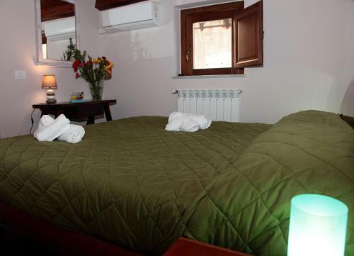 Housemilia Casaprofessa