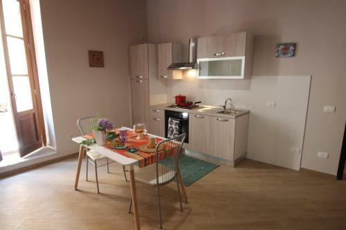 Housemilia Casaprofessa