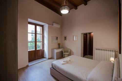 Housemilia Casaprofessa