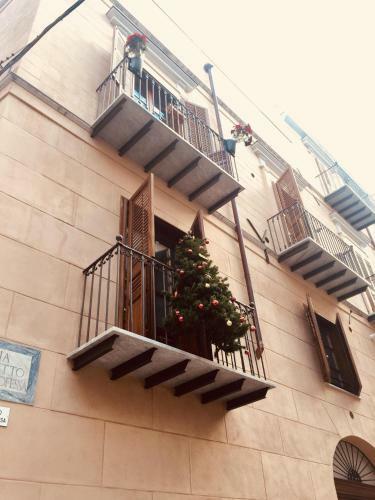 Housemilia Casaprofessa