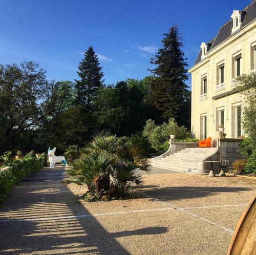 Bed & Breakfast Ch�teau Oll� Laprune