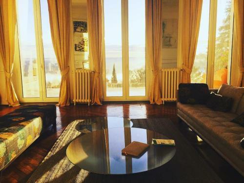 Bed & Breakfast Ch�teau Oll� Laprune