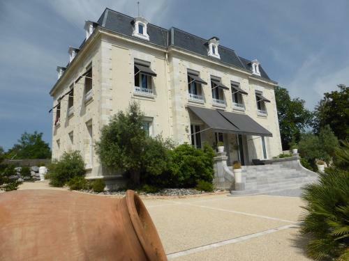 Bed & Breakfast Ch�teau Oll� Laprune