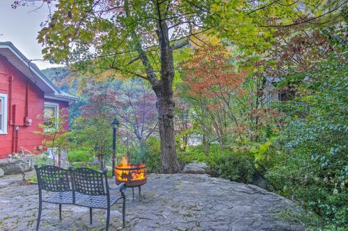 Private And Cozy Chimney Rock Abode With Fire Pit