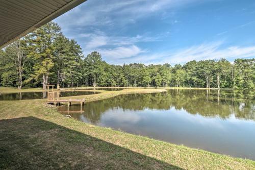 Cottage With Pond Views 13 Mi To Camelback Mountain