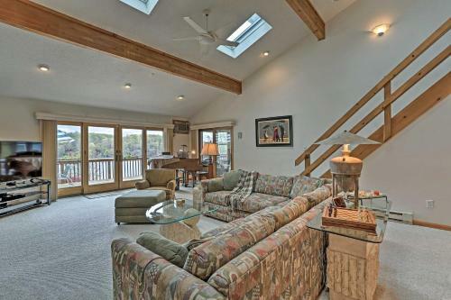 Grand Lakefront Home With Dock In The Hideout!