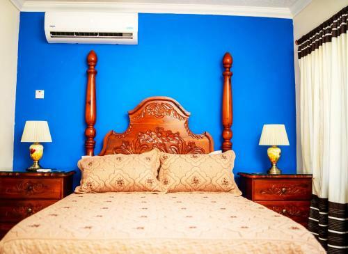 Apartamento Lovely Ensuite Getaway With Pool