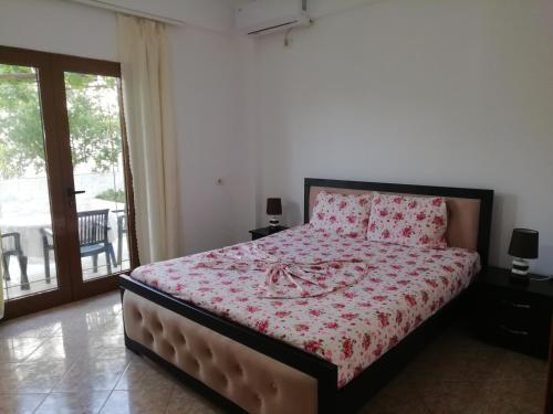 Apartments Ksamil