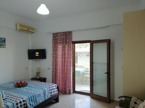 Apartments Ksamil